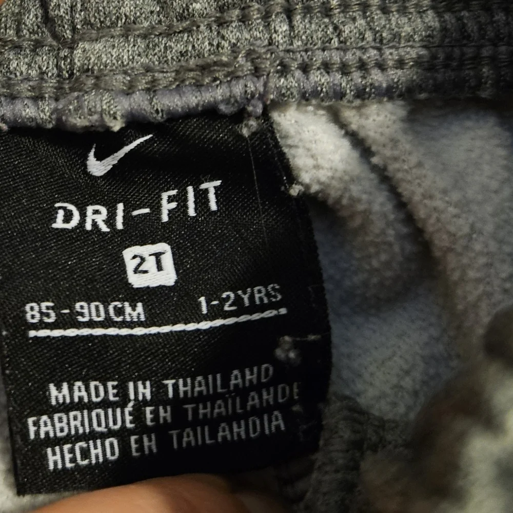 Nike Gray Joggers - Picture 4 of 4